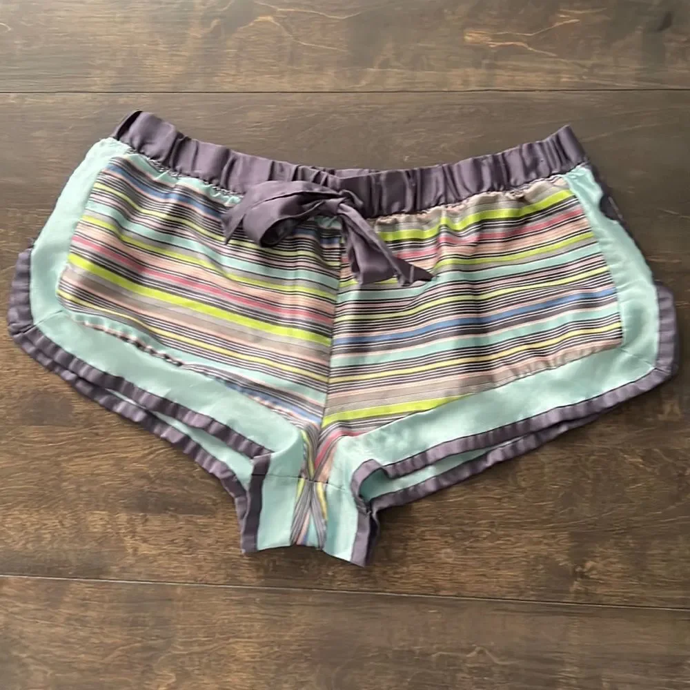 Victorias Secret vintage second skin feel Striped Sz-Med - Picture 1 of 10